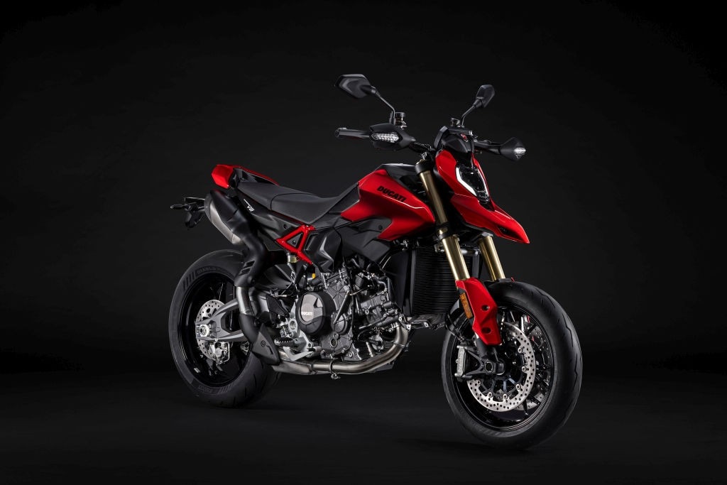 Ducati Hypermotard V2: potenza e leggerezza